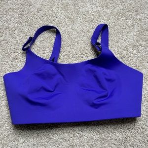 Lululemon Booby Bracer (D-E cup)